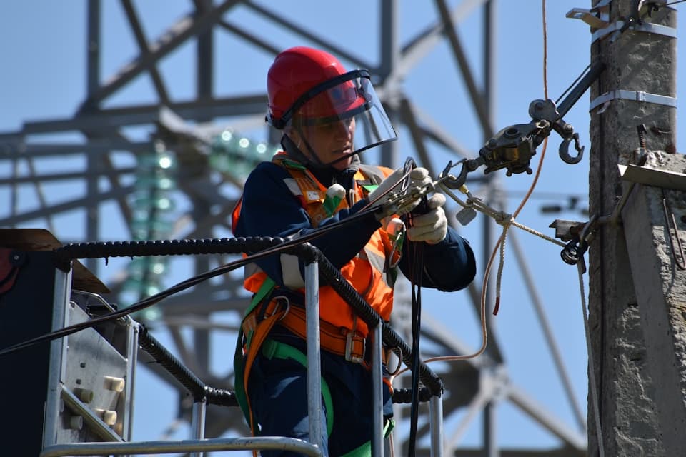 Skilled workforce on major projects in UAE, KSA & beyond